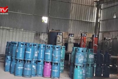 Lộ đường dây sang chiết, tiêu thụ hàng trăm bình gas giả ở Hà Nội
