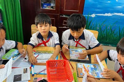 Miễn phí sách giáo khoa: Đầu tư cho phát triển giáo dục bền vững - Bài 2: Để không học sinh nào thiếu sách