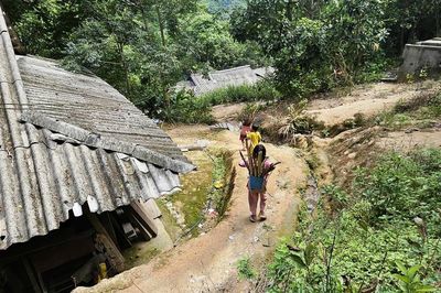 Chênh vênh Xa Lao