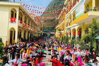 Lũng Cú sắp xếp trường học, tập trung nguồn lực cho giáo dục vùng biên