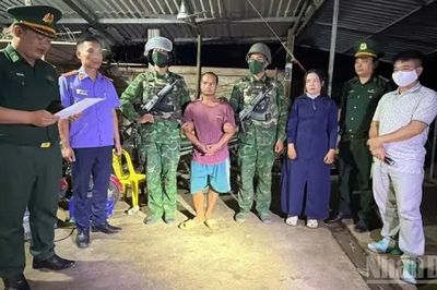 Thưởng nóng lực lượng bắt giữ đối tượng tàng trữ ma túy ở Huế