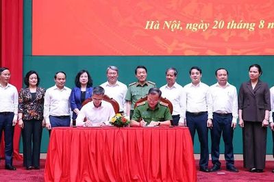 Bàn giao Cơ quan Thường trực Ban Chỉ đạo 57 Trung ương về Bộ Công an
