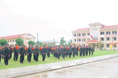 Lực lượng vũ trang Quân khu 4 sẵn sàng hỗ trợ nhân dân ứng phó mưa lũ
