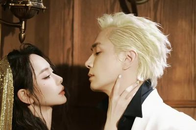 Cặp vợ chồng Thích Vy và Lee Seung Hyun vẫn 'dậy sóng' dù đã qua ngày Thất tịch