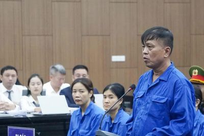 Cựu Thứ trưởng Nguyễn Bá Hoan bị đề nghị 12-13 năm tù giam