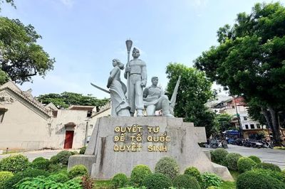 Sẽ di chuyển tượng đài 'Quyết tử để Tổ quốc quyết sinh' khỏi khu vực hồ Hoàn Kiếm