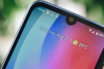 Màn hình Samsung xuất hiện chấm sáng, đừng vội lo hỏng máy