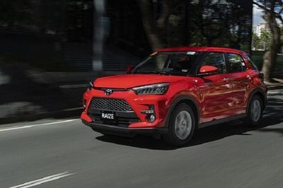 Cập nhật bảng giá lăn bánh xe Toyota Raize tháng 8/2026 mới nhất