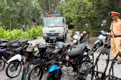 An Giang: Phát hiện lò độ chế xe mô tô không rõ nguồn gốc