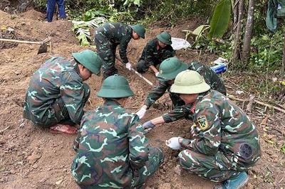 Quảng Trị quy tập 4 hài cốt liệt sĩ cùng nhiều di vật chiến tranh