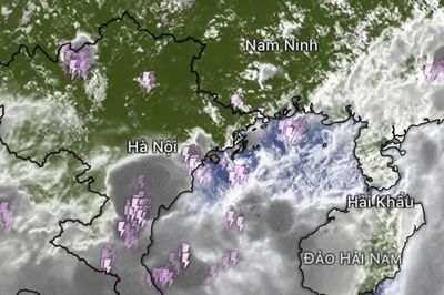 Hai kịch bản của áp thấp nhiệt đới đều gây mưa lớn ở miền Bắc