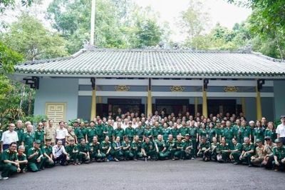 Câu lạc bộ hưu trí PETROVIETNAM phía Nam về nguồn, ôn lại truyền thống, thắt chặt tình đồng chí