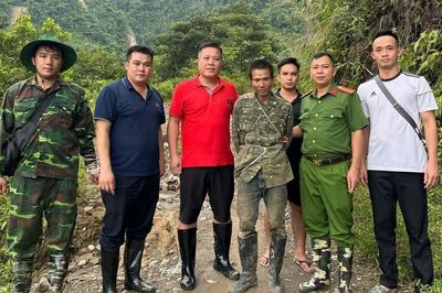 Bắt nghi phạm giết người lẩn trốn tại khu khai thác vàng ở Lào Cai