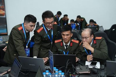 Chính sách tiền lương, hỗ trợ đặc thù lực lượng chuyên trách bảo vệ an ninh mạng