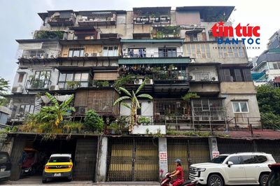 Những khu nhà 'già nua' giữa lòng Thủ đô chờ ngày cải tạo