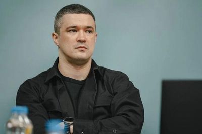 Cựu Bộ trưởng Quốc phòng Ukraine liều lĩnh với 'nước cờ bầu cử'?