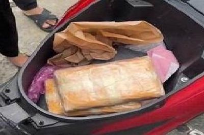 Bắt giữ hai đối tượng vận chuyển 12.000 viên nghi ma túy tổng hợp