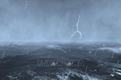 Áp thấp nhiệt đới đổi hướng, hướng về vịnh Bắc Bộ và có khả năng mạnh lên thành bão