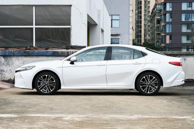 Toyota Camry 2027 ra mắt: Công suất 230 mã lực, siêu tiết kiệm xăng, giá gần 670 triệu đồng
