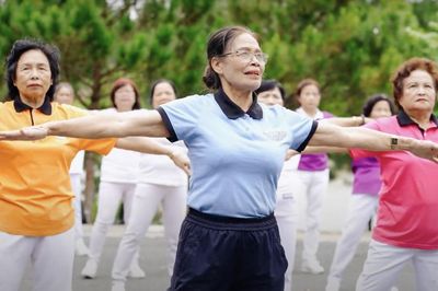 Hạ tuổi trợ cấp hưu trí xã hội: Điểm tựa an sinh mới cho phụ nữ cao tuổi