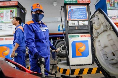 Giá xăng, dầu bật tăng trở lại