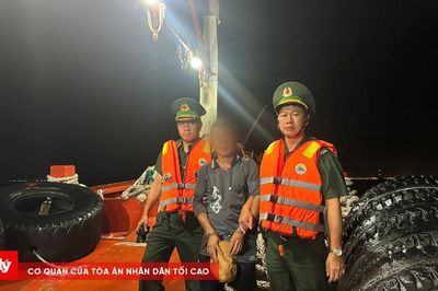 Bắt đối tượng hiếp dâm lẩn trốn trên tàu cá