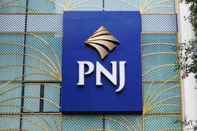 PNJ hút dòng tiền ngoại trở lại, công ty chứng khoán vẫn cảnh báo chưa nên bắt đáy