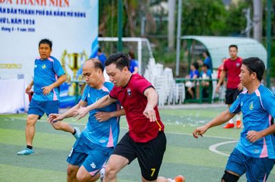 Khởi tranh Giải bóng đá mini nam, nữ Cúp Đoàn UBND thành phố Đà Nẵng