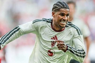 Patrice Evra khuyên Marcus Rashford rũ bỏ áp lực để tái sinh tại Man United dưới thời Carrick