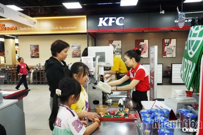 7 tháng, tổng mức bán lẻ hàng hóa và doanh thu dịch vụ tiêu dùng ước đạt hơn 135.402 tỷ đồng