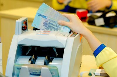 Lãi suất cho vay bình quân tháng 7/2026: Không nhà băng nào giảm, cao nhất 11,34%/năm