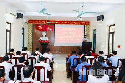 Đảng ủy các cơ quan Đảng tỉnh nghiên cứu, học tập Nghị quyết Hội nghị Trung ương 3, khóa XIV