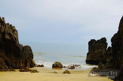 Đá Nhảy-bản hòa tấu của sóng và đá