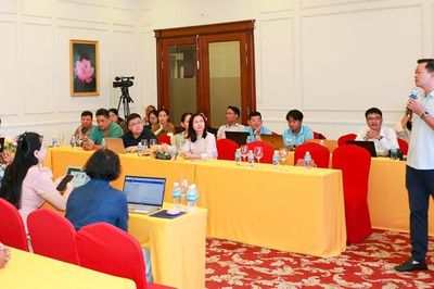 Bồi dưỡng kỹ năng sản xuất ảnh báo chí '3 trong 1'