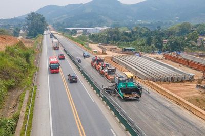 Giải bài toán an toàn trên cao tốc phân kỳ