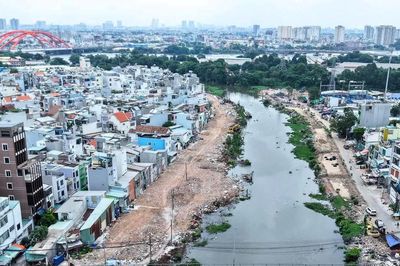 TP.HCM tìm hướng xử lý 17,2 triệu m³ bùn, đất từ các dự án hạ tầng