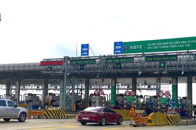 VETC tạm dừng thu phí quản lý tài khoản