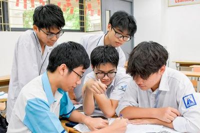 Học sinh Việt Nam tích cực ôn luyện trước thềm IOAA 2026