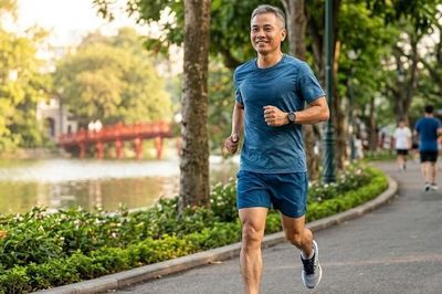 4 cách chạy bộ hỗ trợ cải thiện mỡ máu ở nam giới tuổi 50
