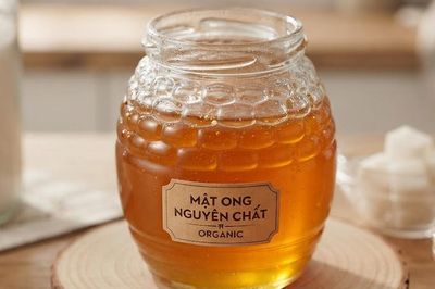 Có nên dùng mật ong thay thế đường khi muốn giảm cân?