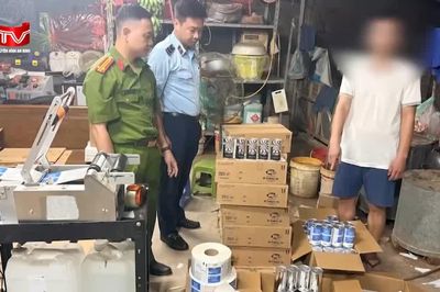 Hà Nội xử lý hàng loạt vi phạm trong kinh doanh, buôn bán