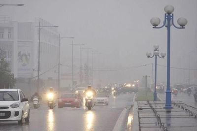 Áp thấp nhiệt đới ít khả năng mạnh lên thành bão, mưa lớn tiếp tục mở rộng