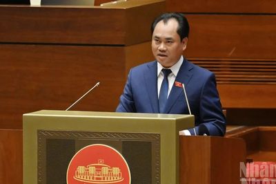 Bộ trưởng Nông nghiệp và Môi trường: Nhà nước bảo đảm quyền, lợi ích hợp pháp của người dân khi giao dịch đất đai