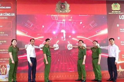 Ra mắt 'Trạm Cảnh sát thông minh' ở Thanh Hóa