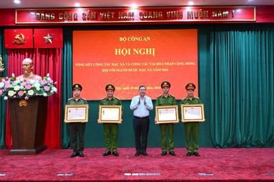Gắn đặc xá với tái hòa nhập cộng đồng
