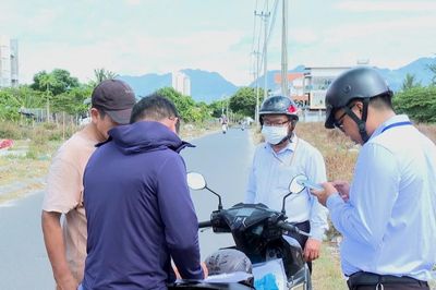 Người báo tin đổ thải trái phép sẽ được thưởng