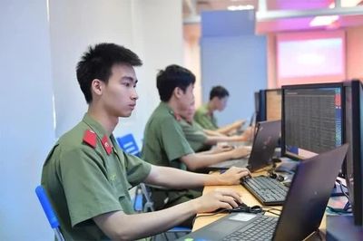 Chính sách đãi ngộ, thu hút nhân tài trong lực lượng chuyên trách bảo vệ an ninh mạng