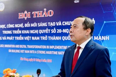 Đưa Việt Nam thành quốc gia biển mạnh: Chuyển từ 'khai thác' sang 'làm chủ' không gian biển bằng công nghệ