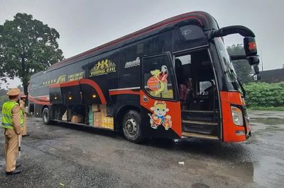 Thủ tướng yêu cầu siết quản lý xe khách giường nằm 2 tầng, xử lý dứt điểm 'bến cóc'