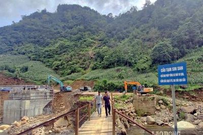 Rà soát, sơ tán dân khỏi vùng có nguy cơ ngập sâu, lũ quét, sạt lở đất